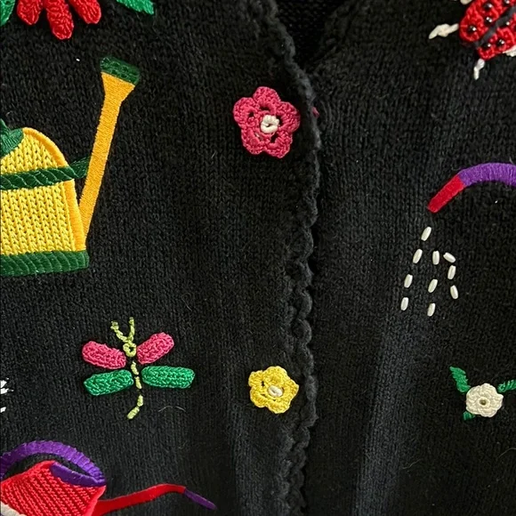 Colorful Embroidered Black Vest vintage size XL - Picture 6 of 6